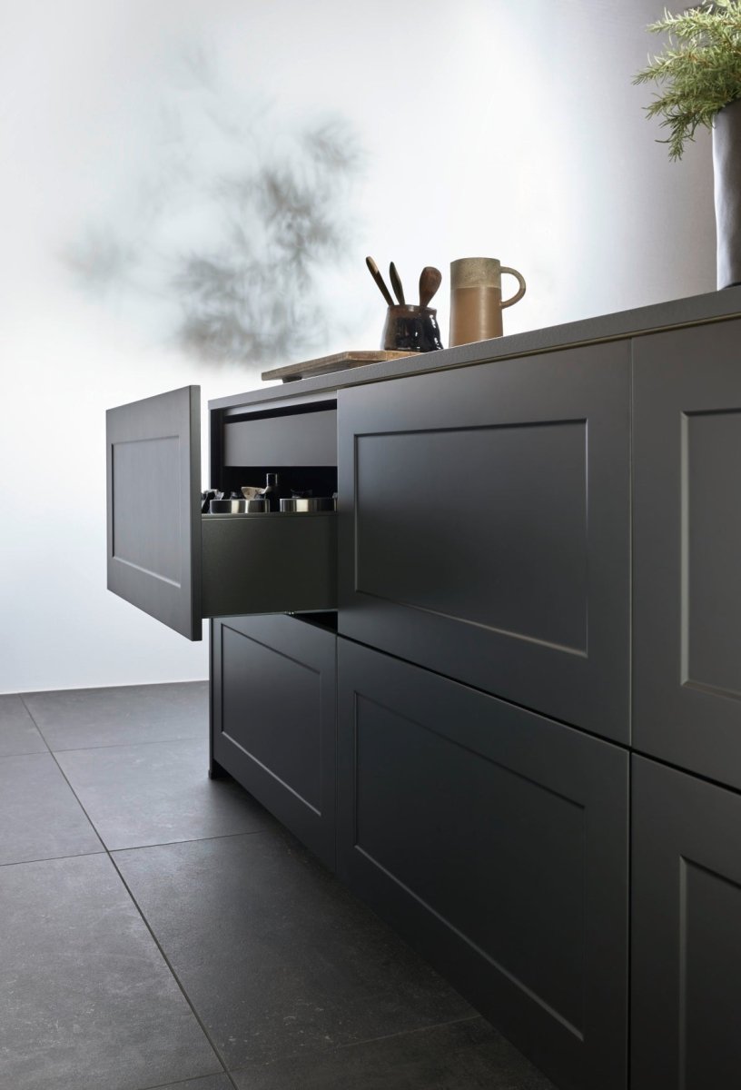 NEO NATURE - Eiche Cottage / Frame Lack - Schwarz softmatt - aksesuardesign