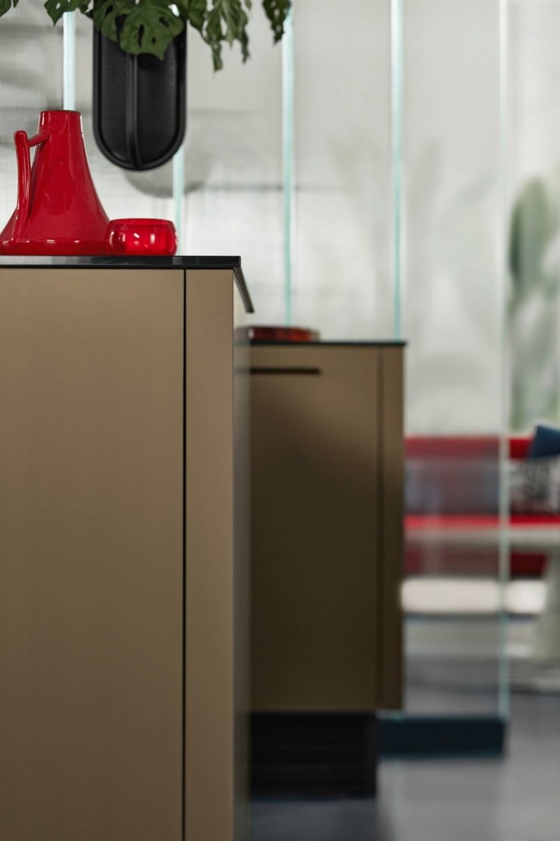 Neo PURE - Metal gold / neoLODGE - Blackened oak - aksesuardesign