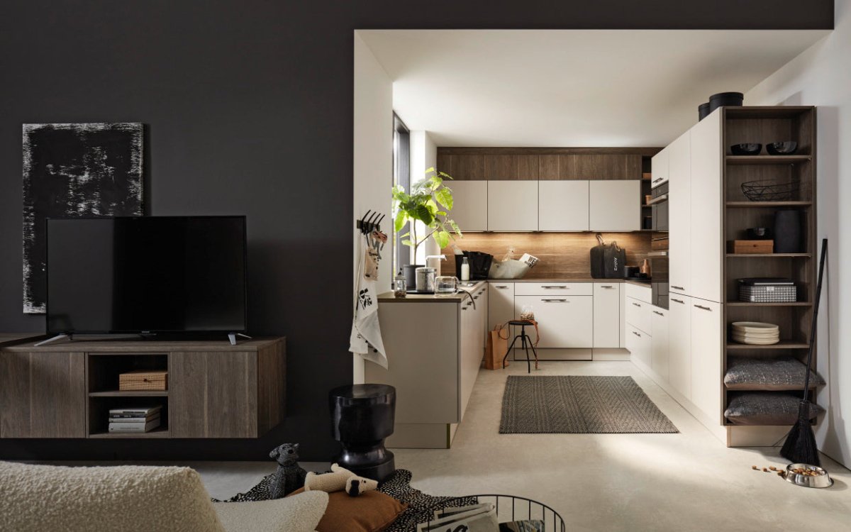 Open kitchen corner for budding cook - aholics