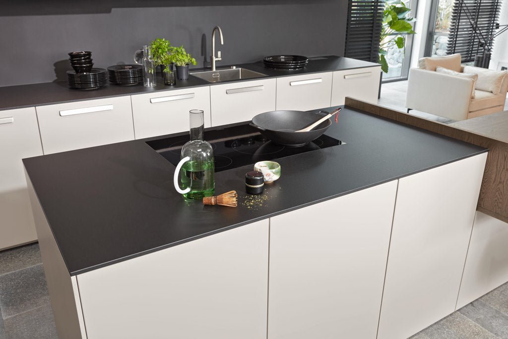 PLAIN COLOURED PRO DECORS