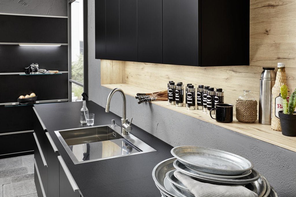 PLAIN COLOURED PRO DECORS