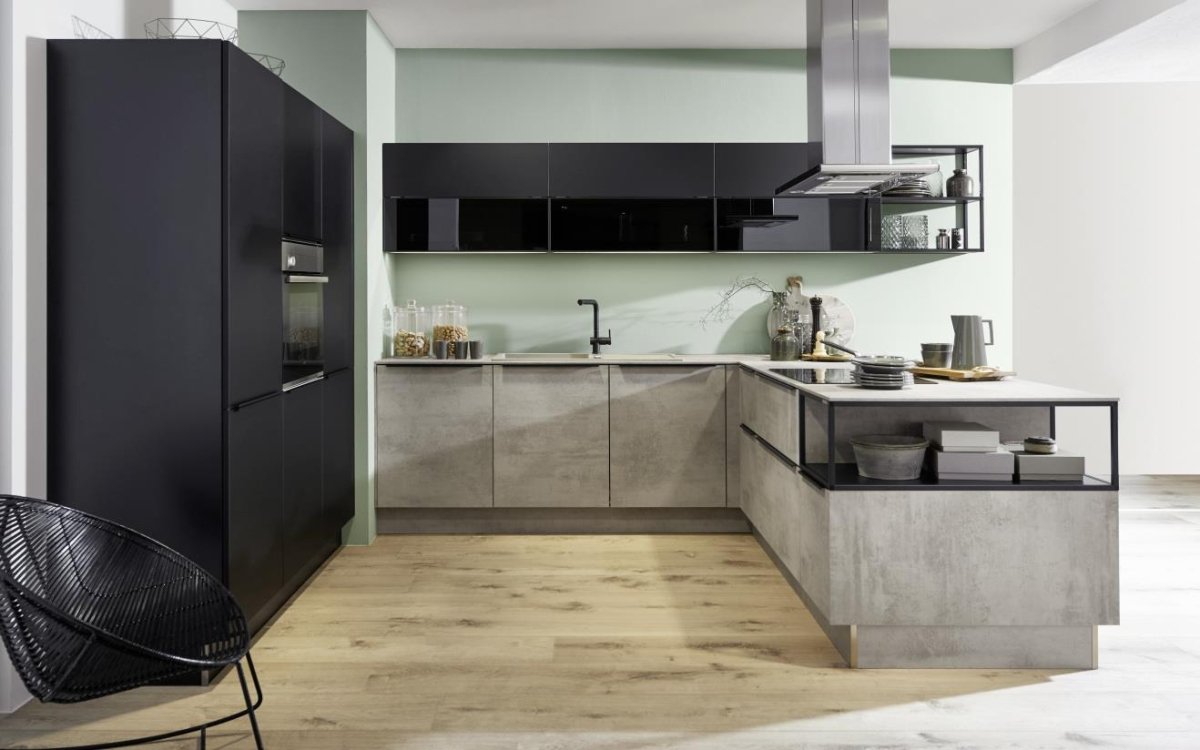 The highlight of this kitchen: black