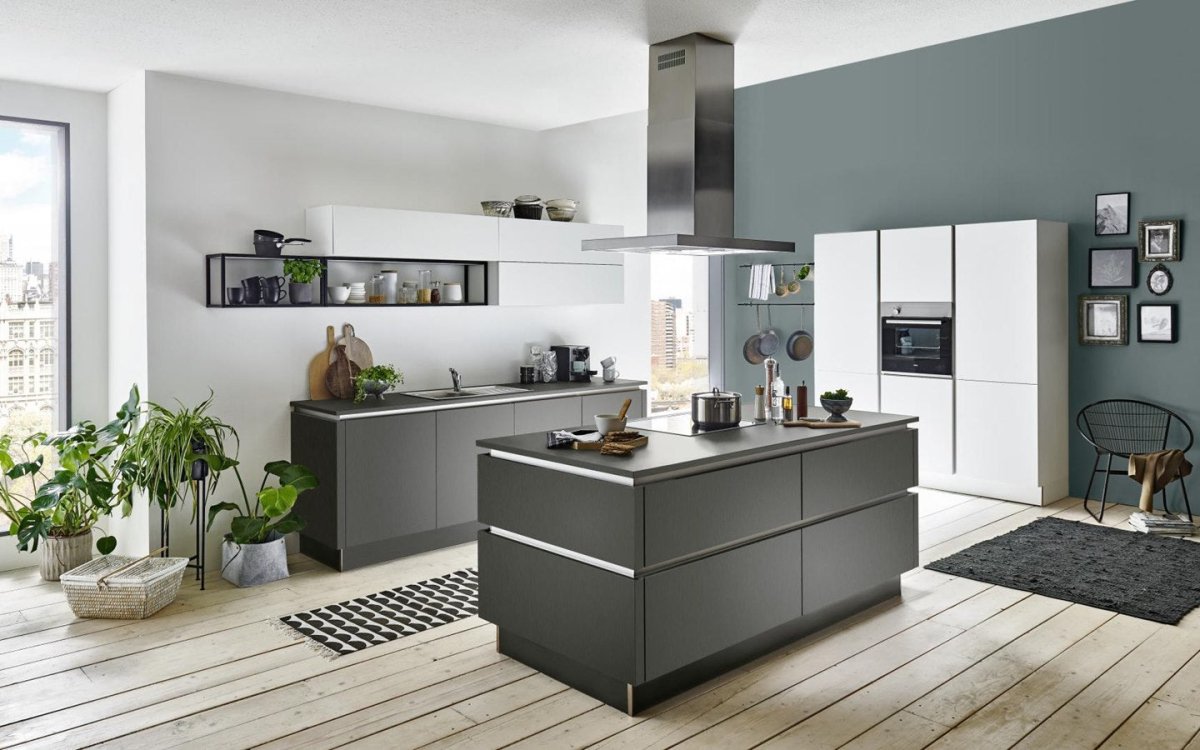 A Kitchen Island Dream in Grey and White: A Timeless Blend of Elegance and Functionality - aksesuardesign